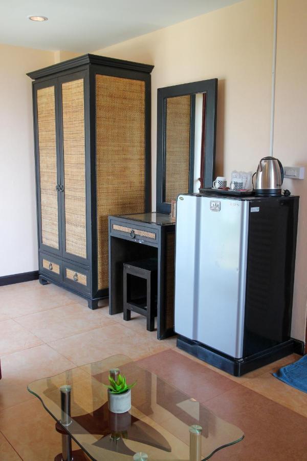 Spa Guest House Praia de Jomtien Exterior foto