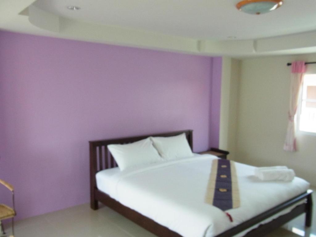 Spa Guest House Praia de Jomtien Quarto foto