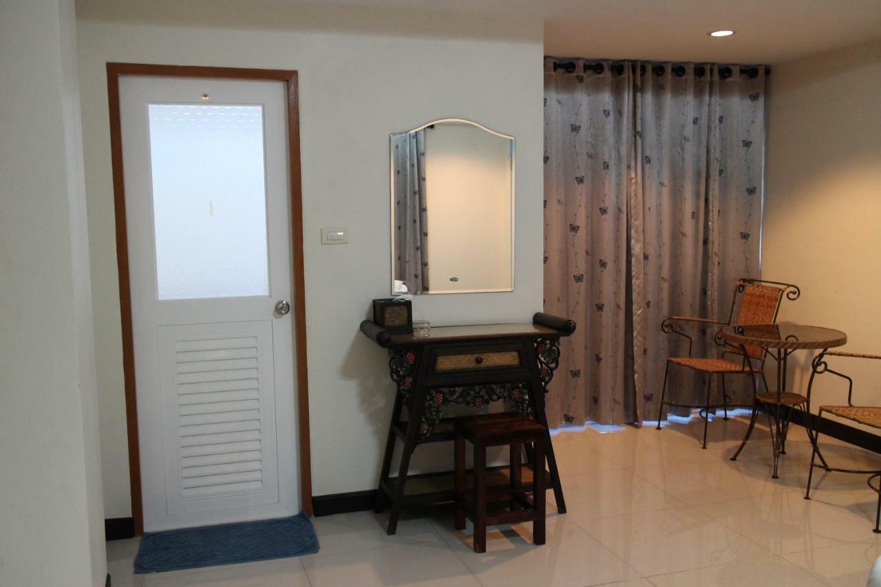 Spa Guest House Praia de Jomtien Exterior foto