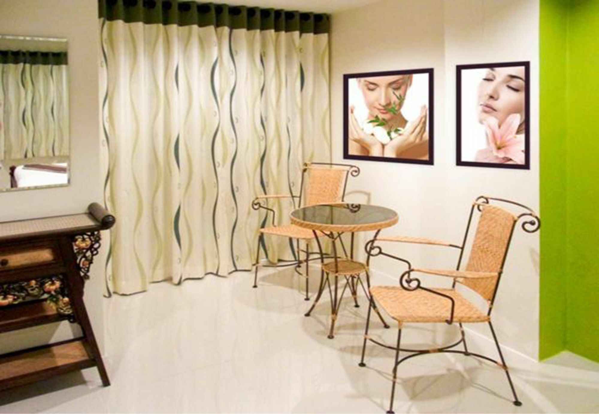 Spa Guest House Praia de Jomtien Exterior foto