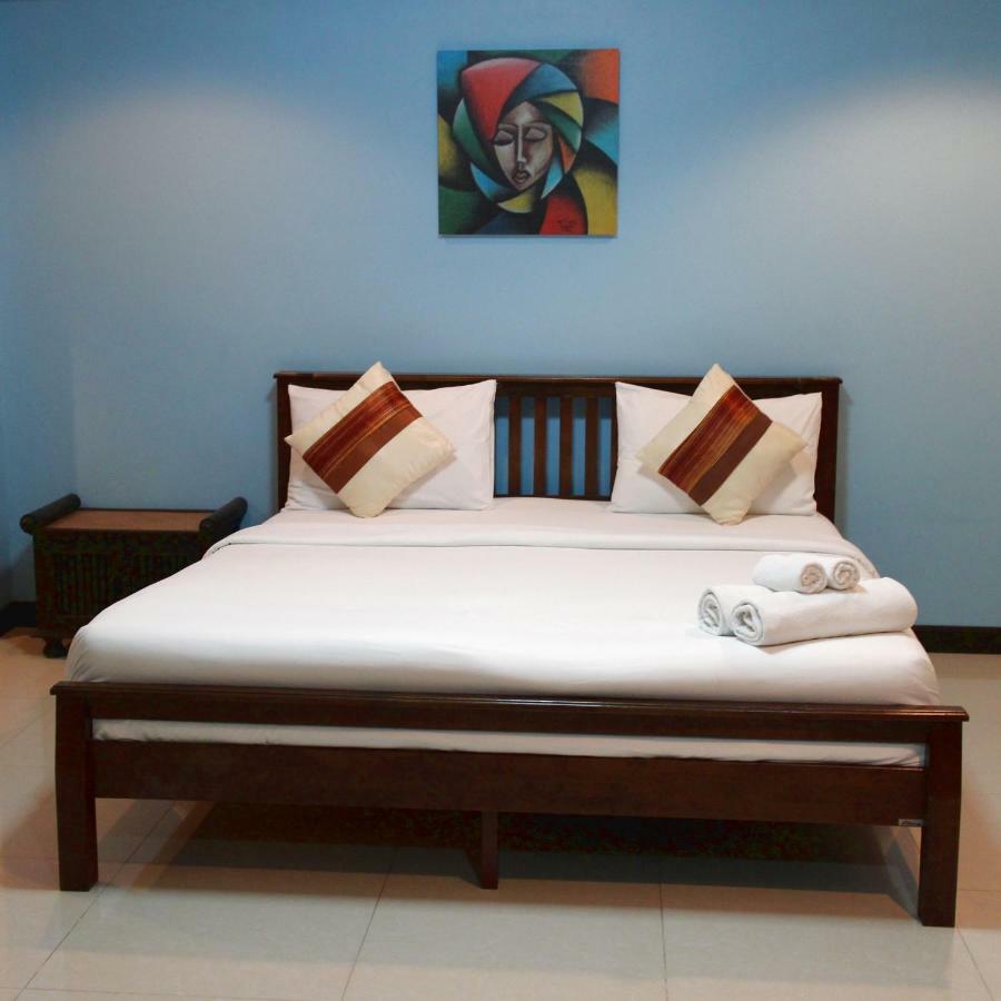 Spa Guest House Praia de Jomtien Exterior foto